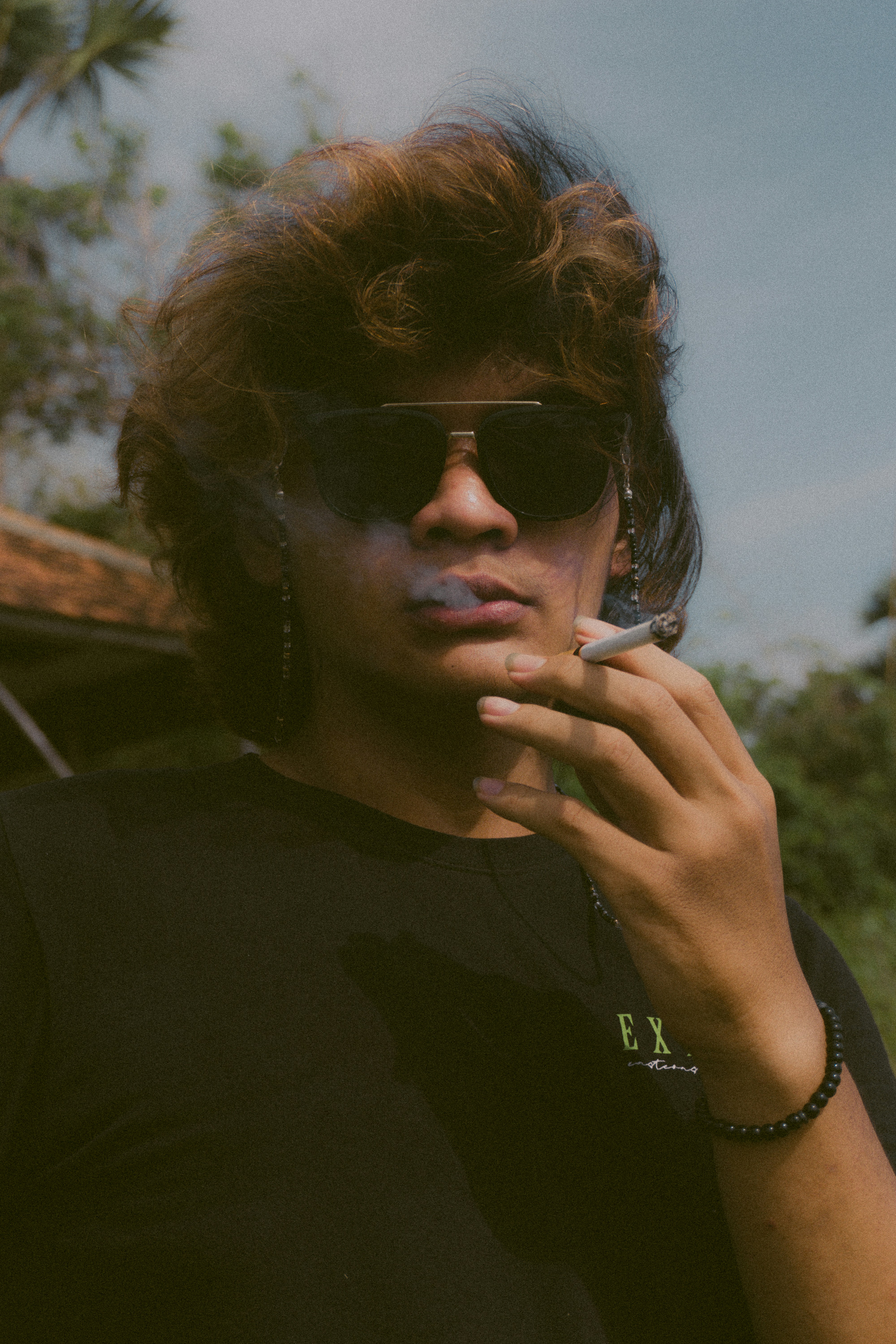 夜间氛围主题内容封面