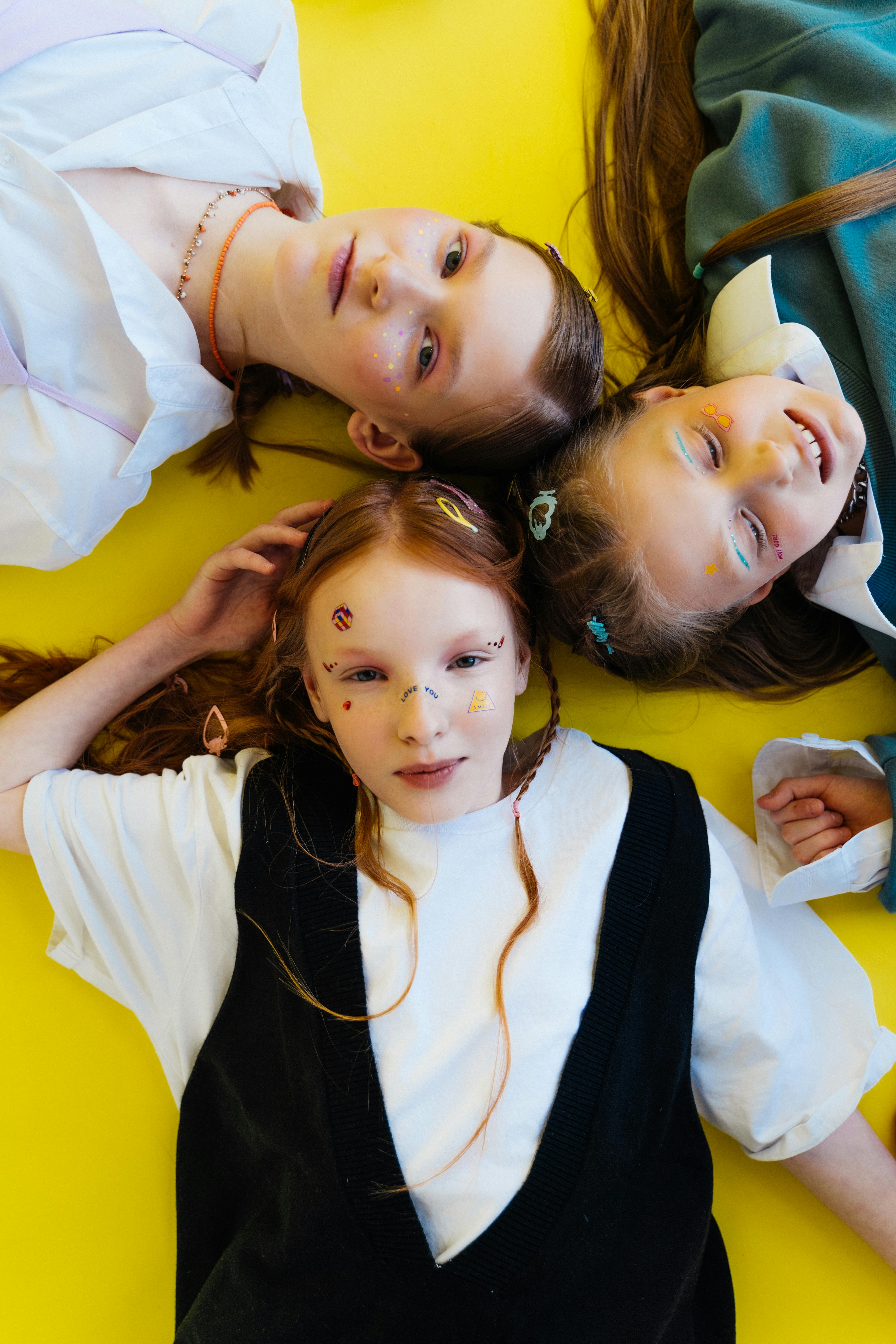 《静默的证人》海报